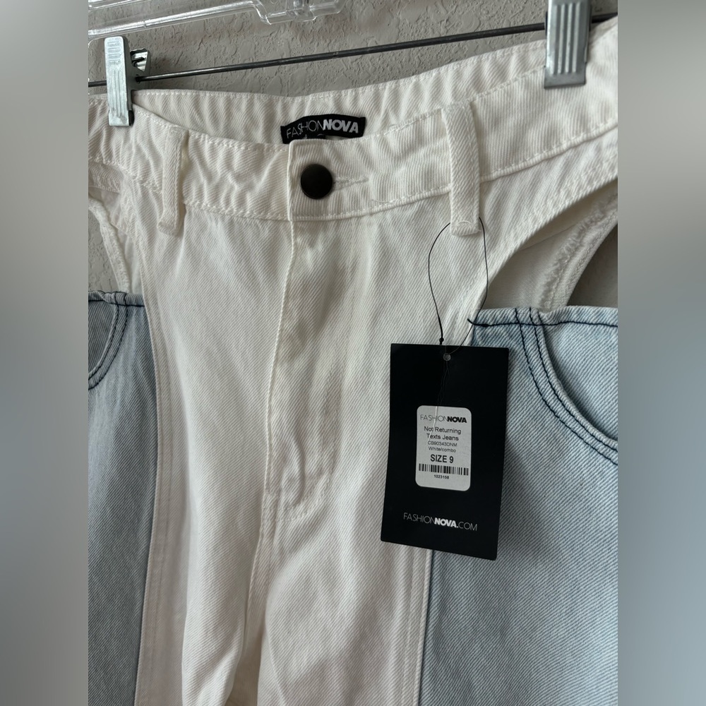 New Fashion Nova hip cut out  jeans SZ 9 - Picture 3 of 5
